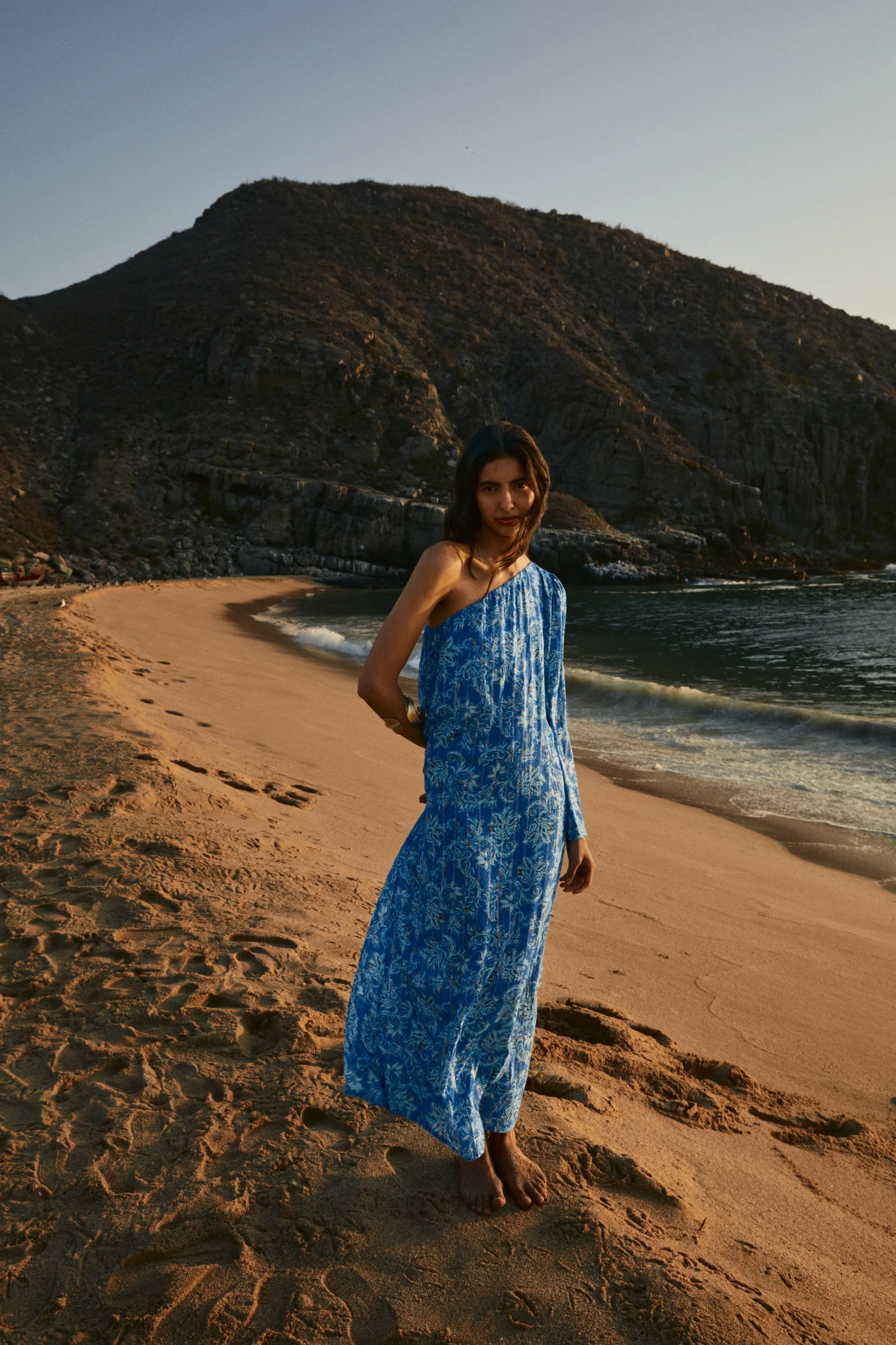 Vestido LEILA flores azules.