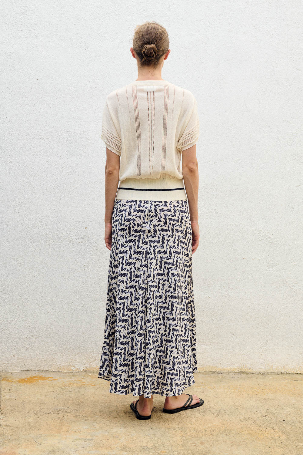 Falda midi estampada.