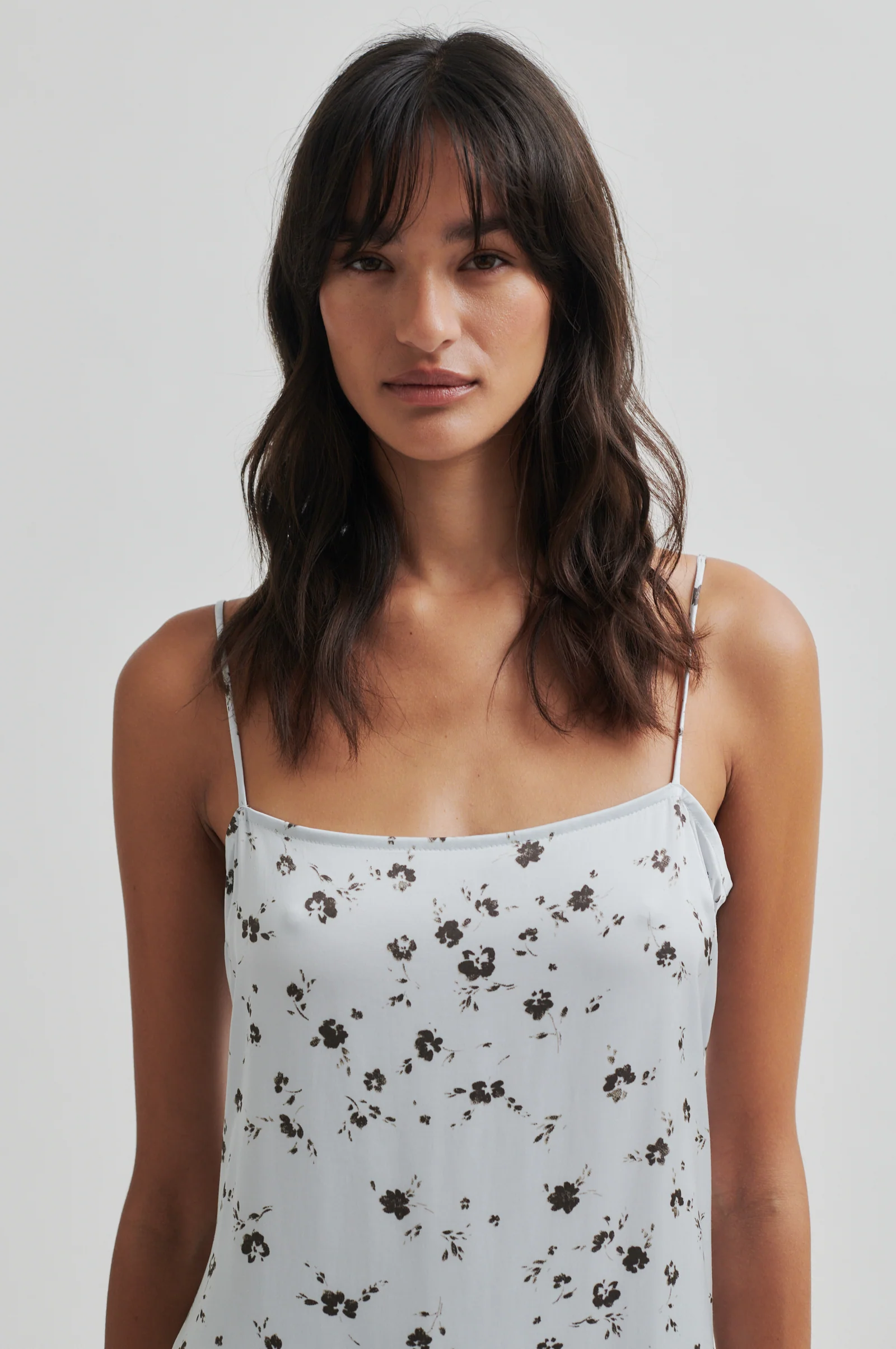 Vestido ADIRA tirantes.