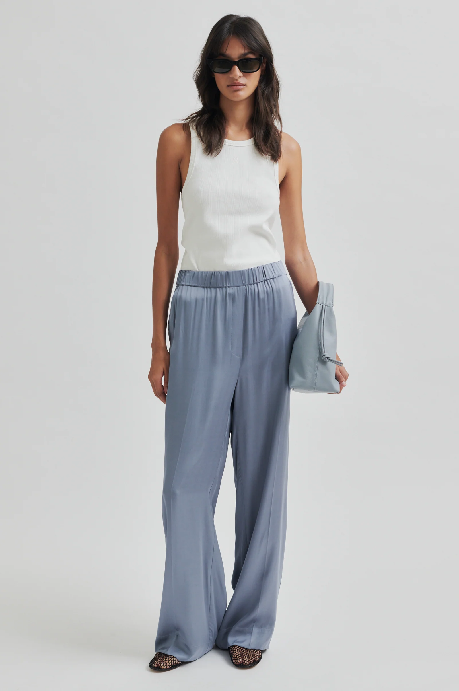 Pantalones LIVO.