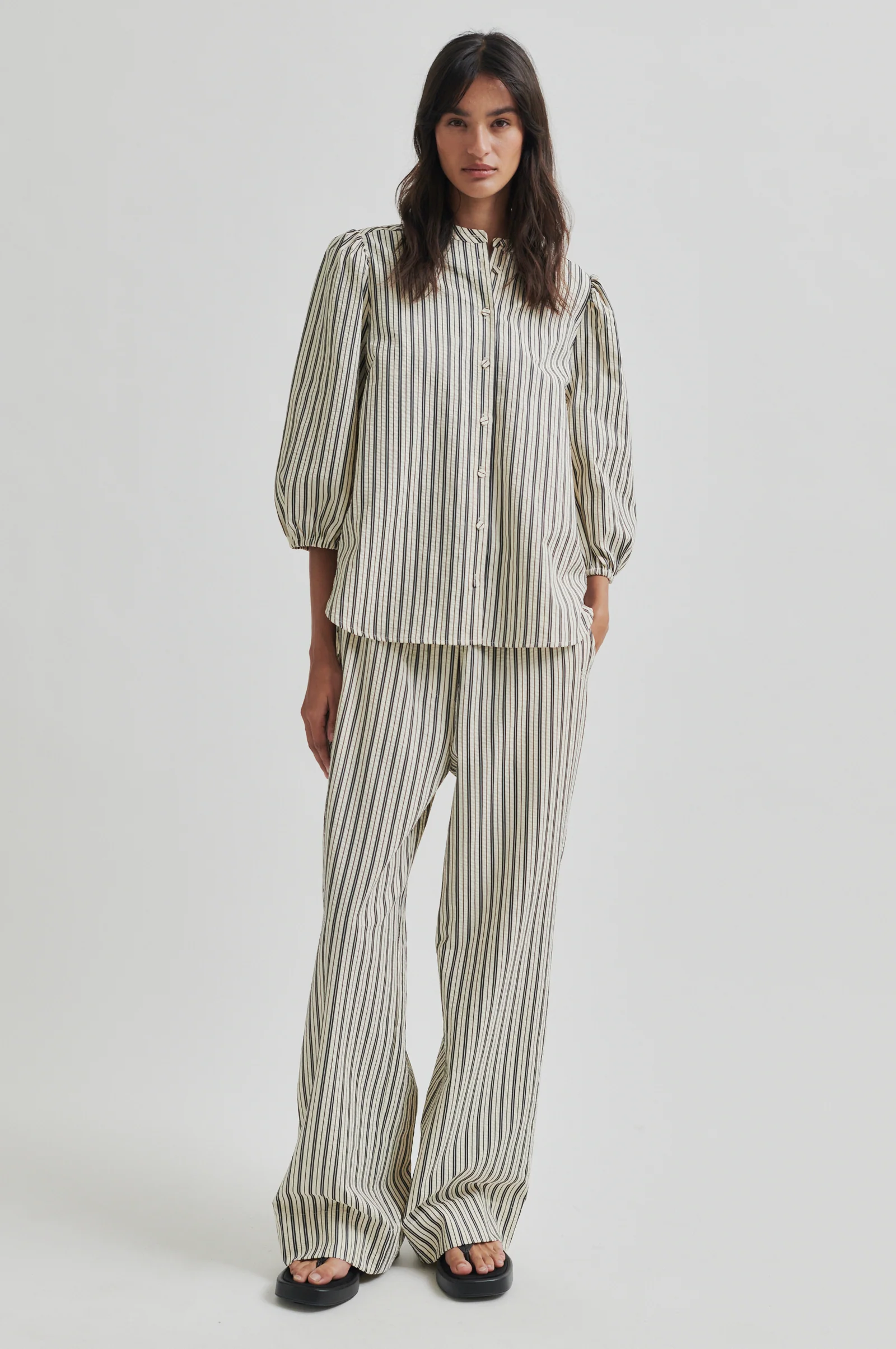 Pantalón SERIFA.