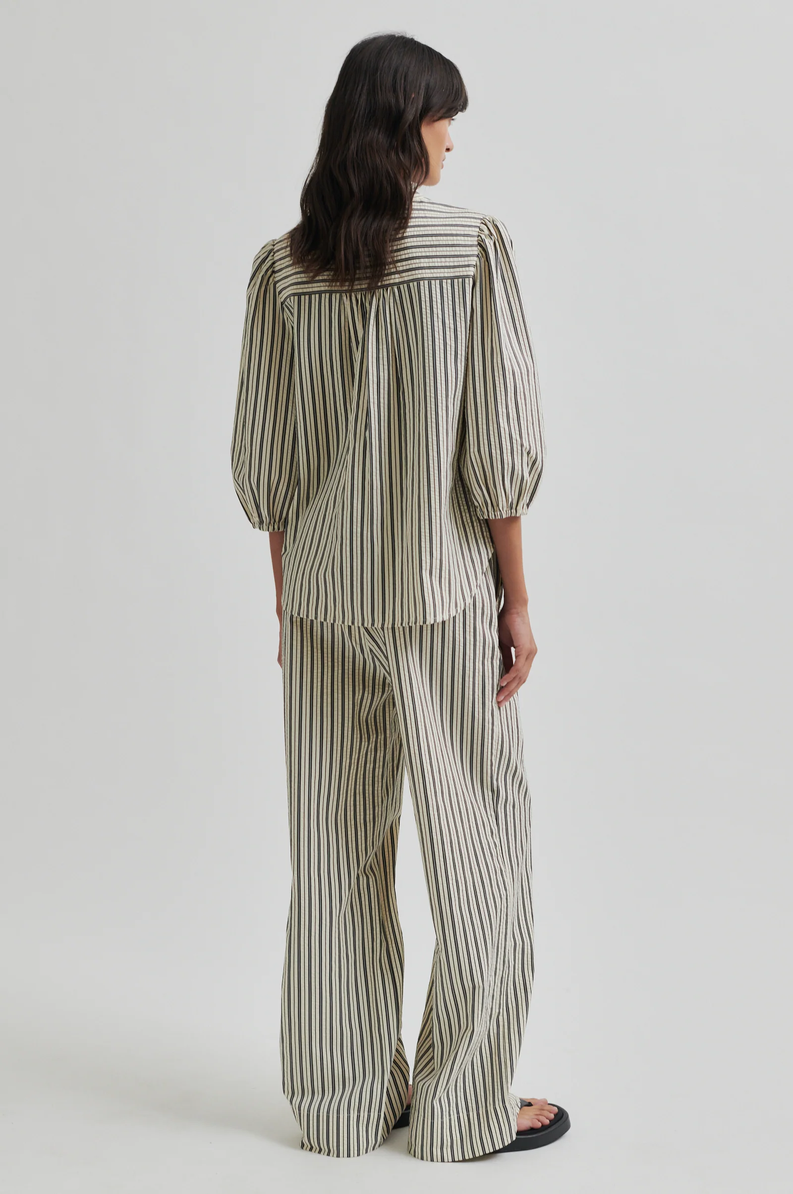 Pantalón SERIFA.