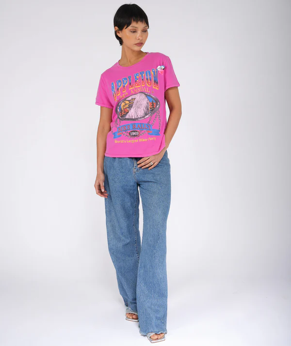 Camiseta APLLETON fúcsia.