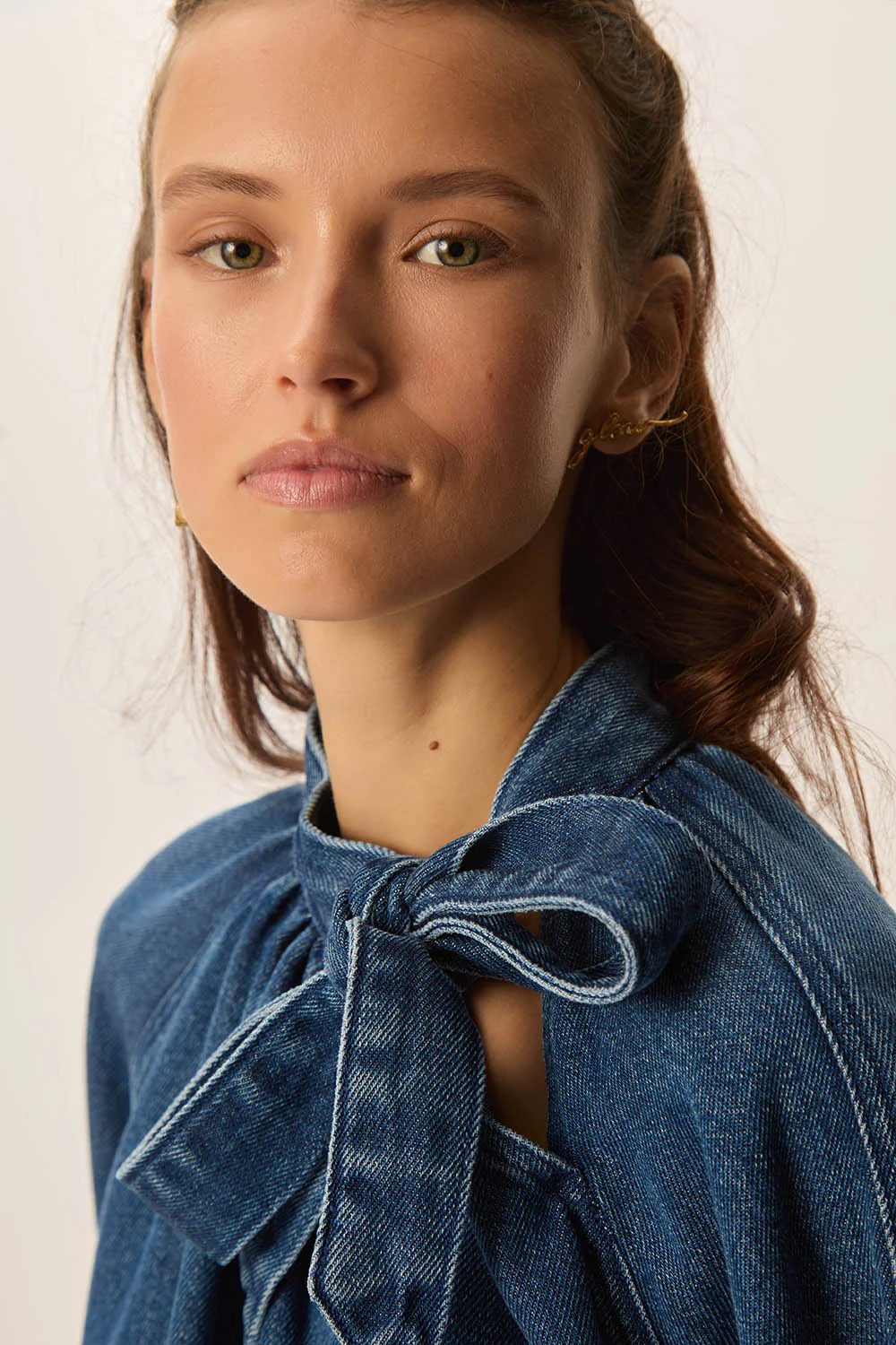Blusa LOU vaquera azul Des Petits Hauts.