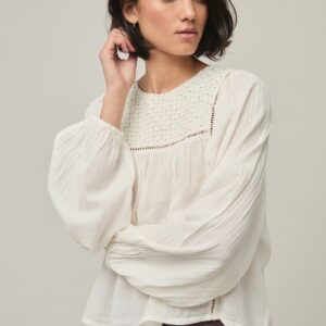 Blusa PECHERA BORDADOS crudo MI&CO.