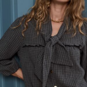 Blusa STENMARK gris Josphine.