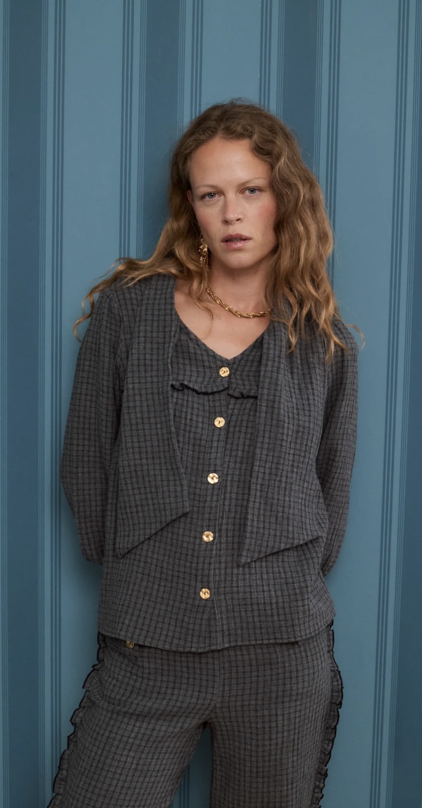 Blusa STENMARK gris Josphine.