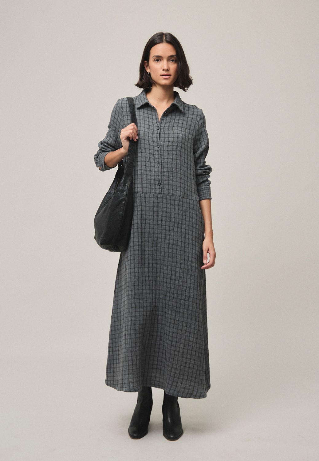 Vestido ONA gris Mi&Co.