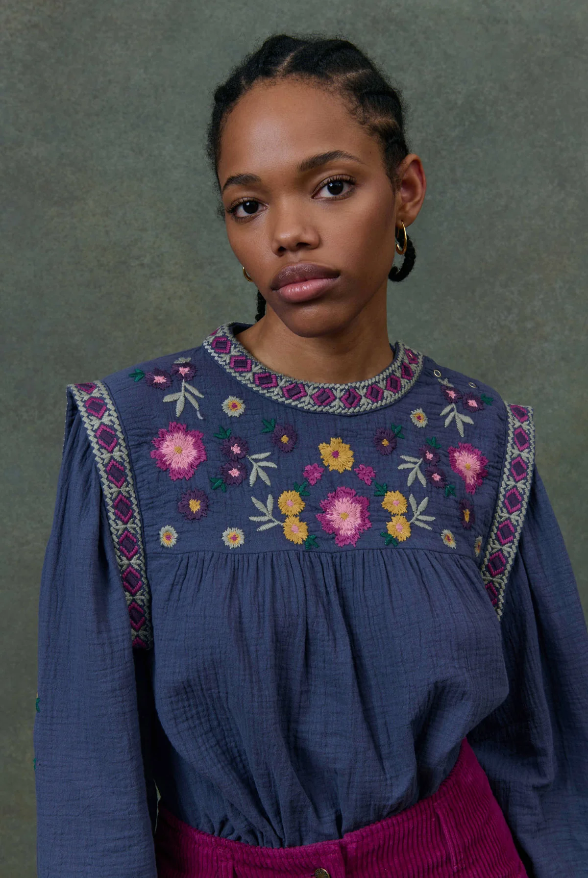 Blusa IZZA azul flores Louise Misha.