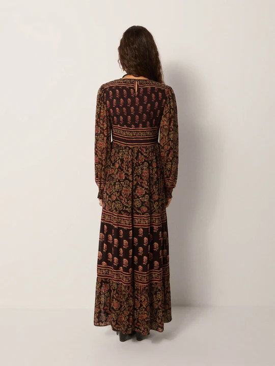 Vestido LILY estampado negro Maison Hotel.