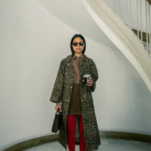Gabardina animal print Tiny Big Sister.