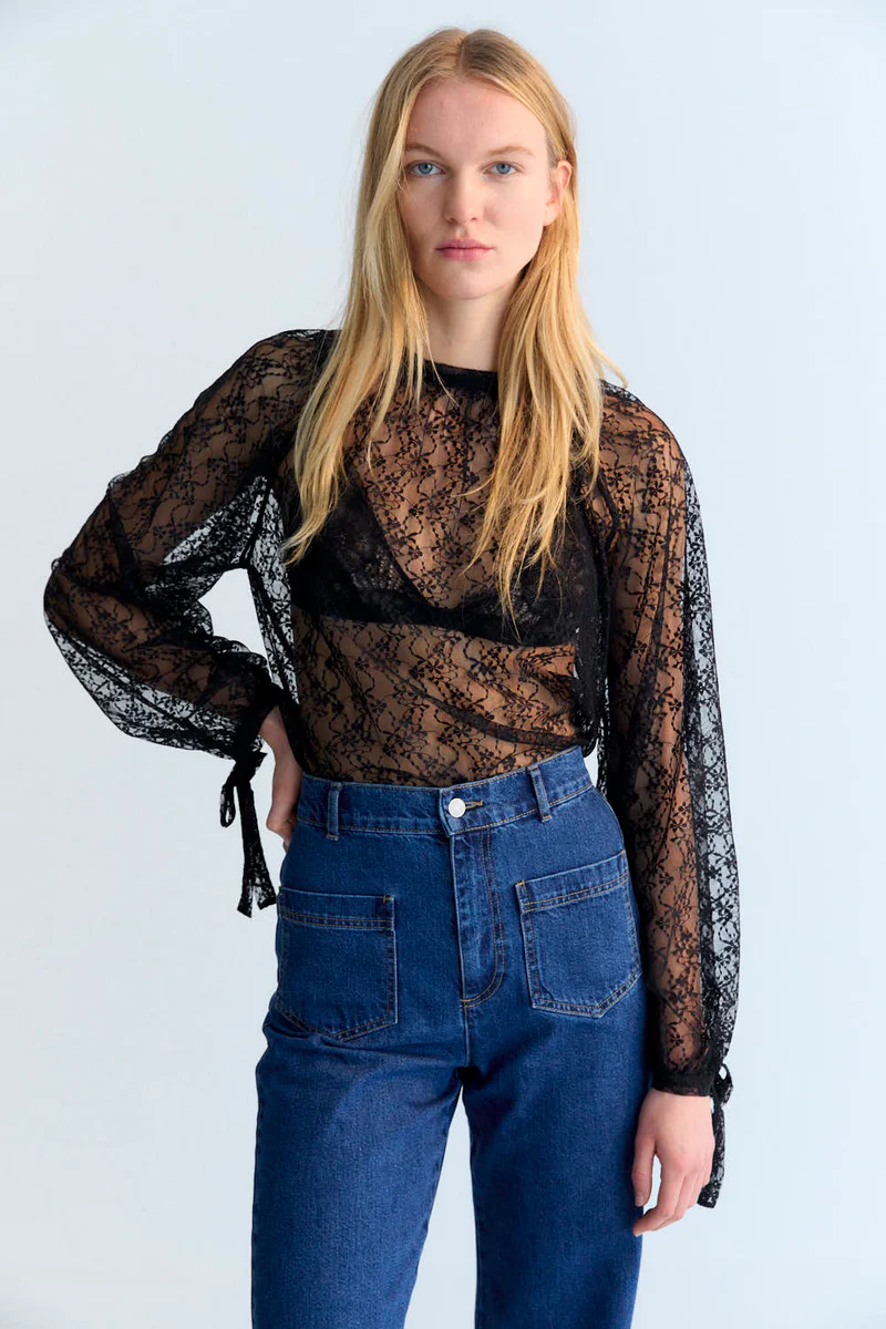 Blusa ANITA negra The New Society.