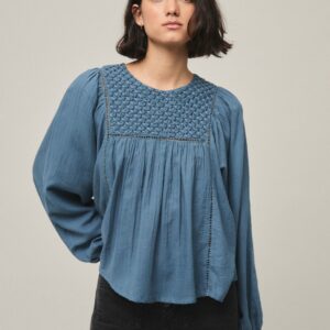 Blusa PECHERA BORADOS  azul MI&CO.