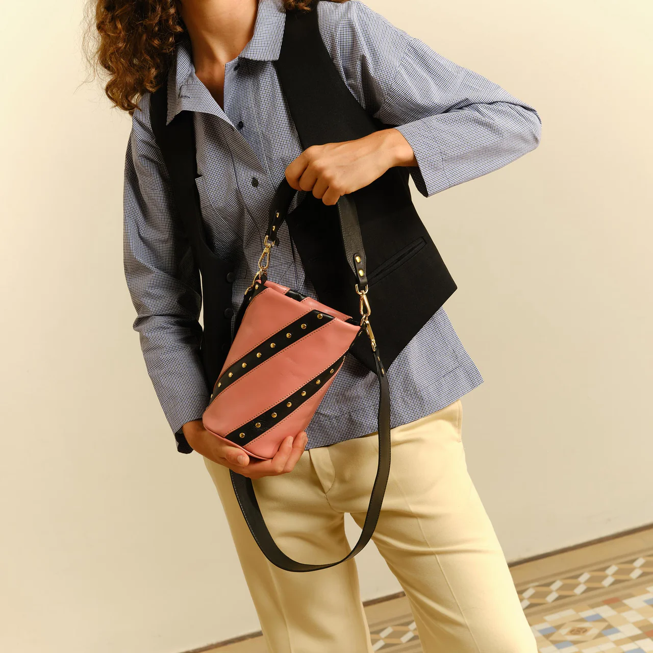 Bolso CANDY TWISTED rosa/negro Mercules.