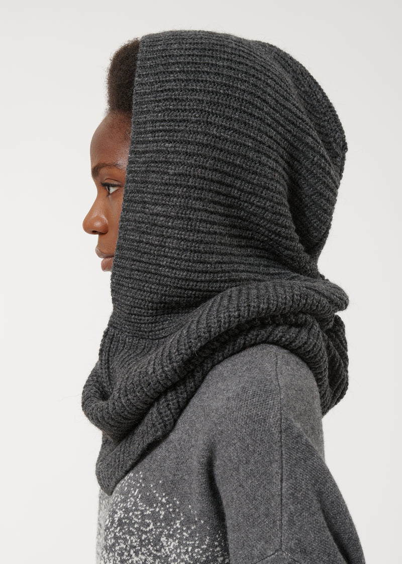 Capucha KIWA gris Humility.