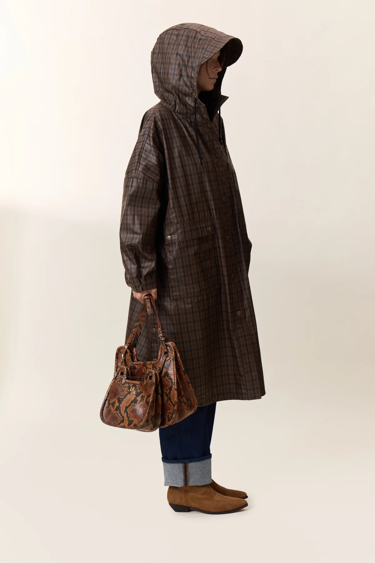 Poncho VANNAH CHECK marrón.