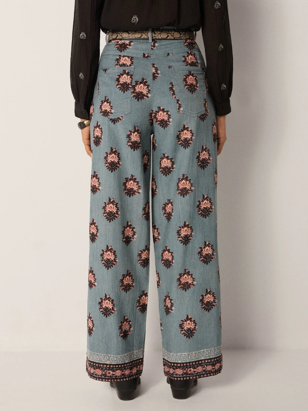 Pantalón JIMMY azul Maison Hotel.