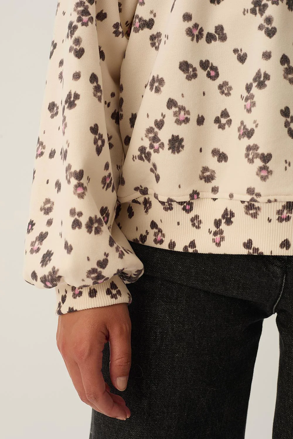 Sudadera JACINTHE estampado dálmata Des Petits Hauts.