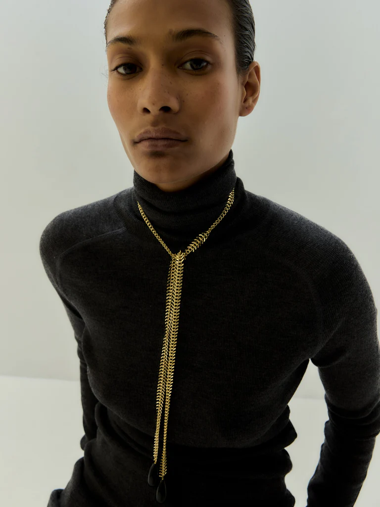 Collar ESPIGA perla negra.