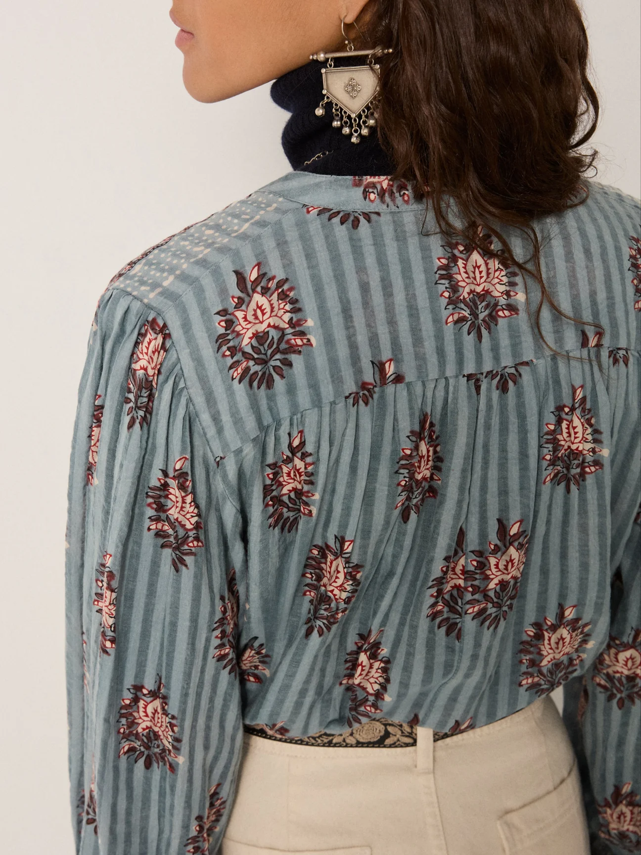 Blusa OMARA azul Maison Hotel.