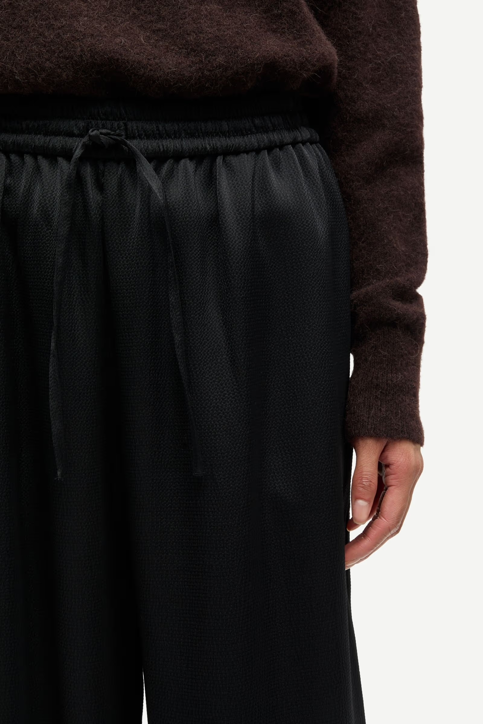 Pantalón SAHERA negro Samsoe.
