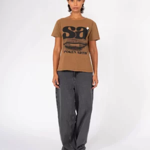 Camiseta SPOKEN marrón Newtone.