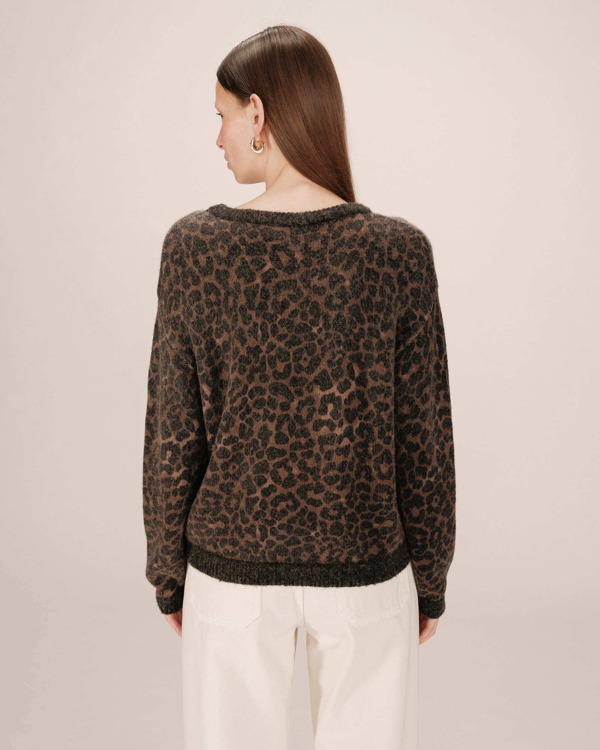 Jersey SANTIGOLD leopardo Grace and Mila.
