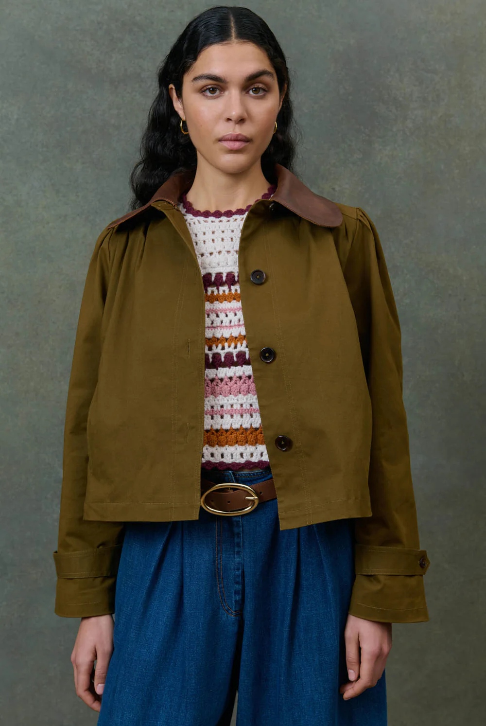 Cazadora TEKIHANNE verde Louise Misha.