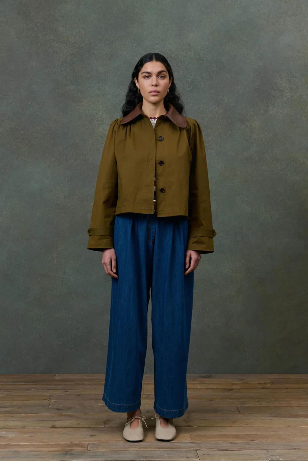 Cazadora TEKIHANNE verde Louise Misha.
