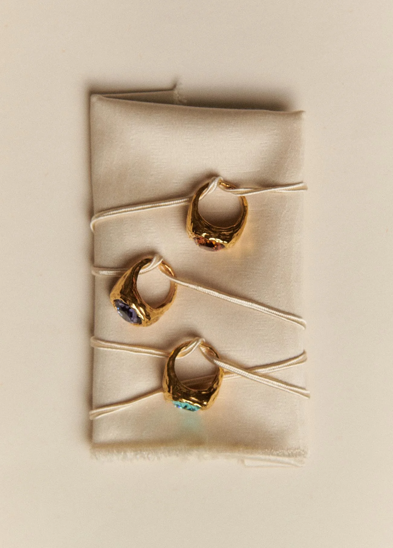 Anillo AMALFI caramelo Alhaja.