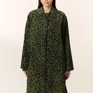Gabardina AVIONA verde Leon and Harper.