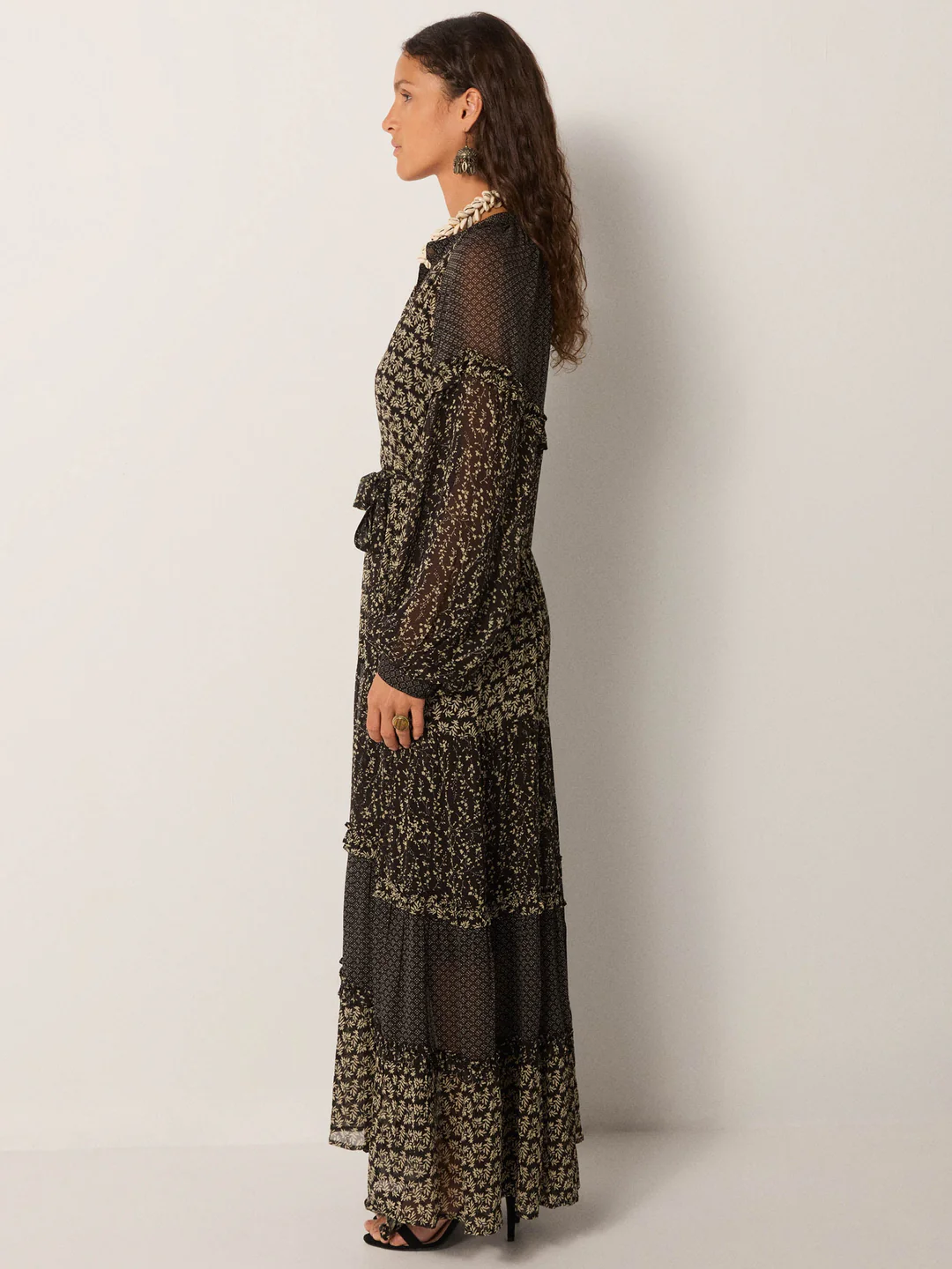 Vestido EULALIA flores negro Maison Hotel.