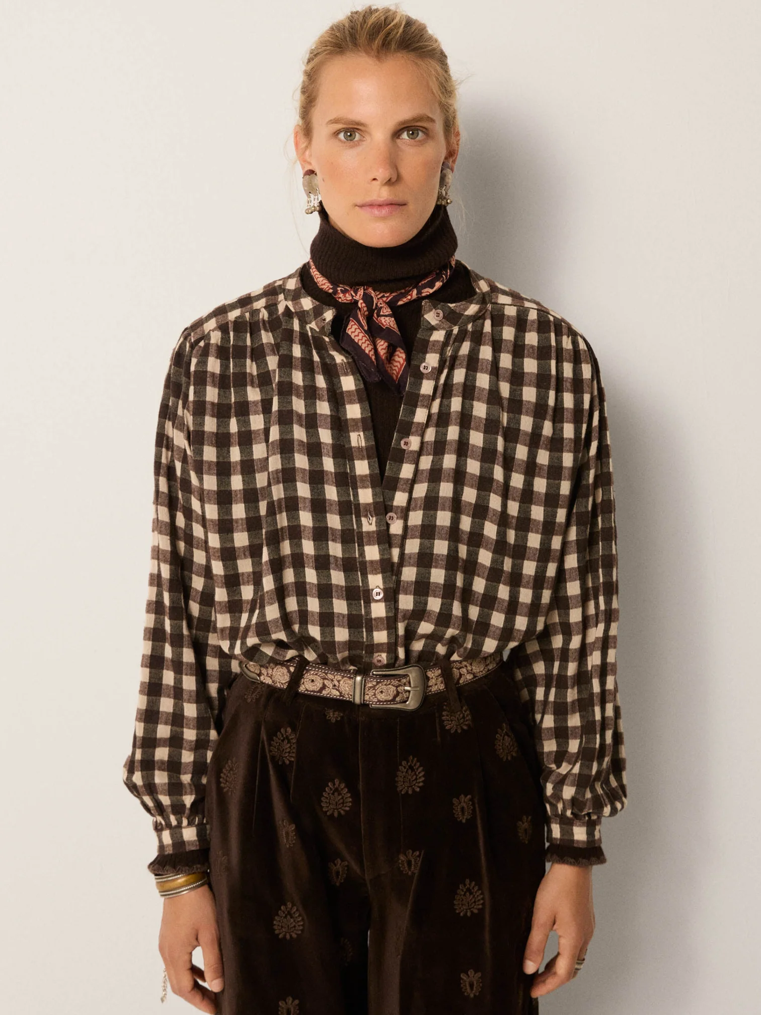 Blusa REBECCA cuadros marrón Maison Hotel.