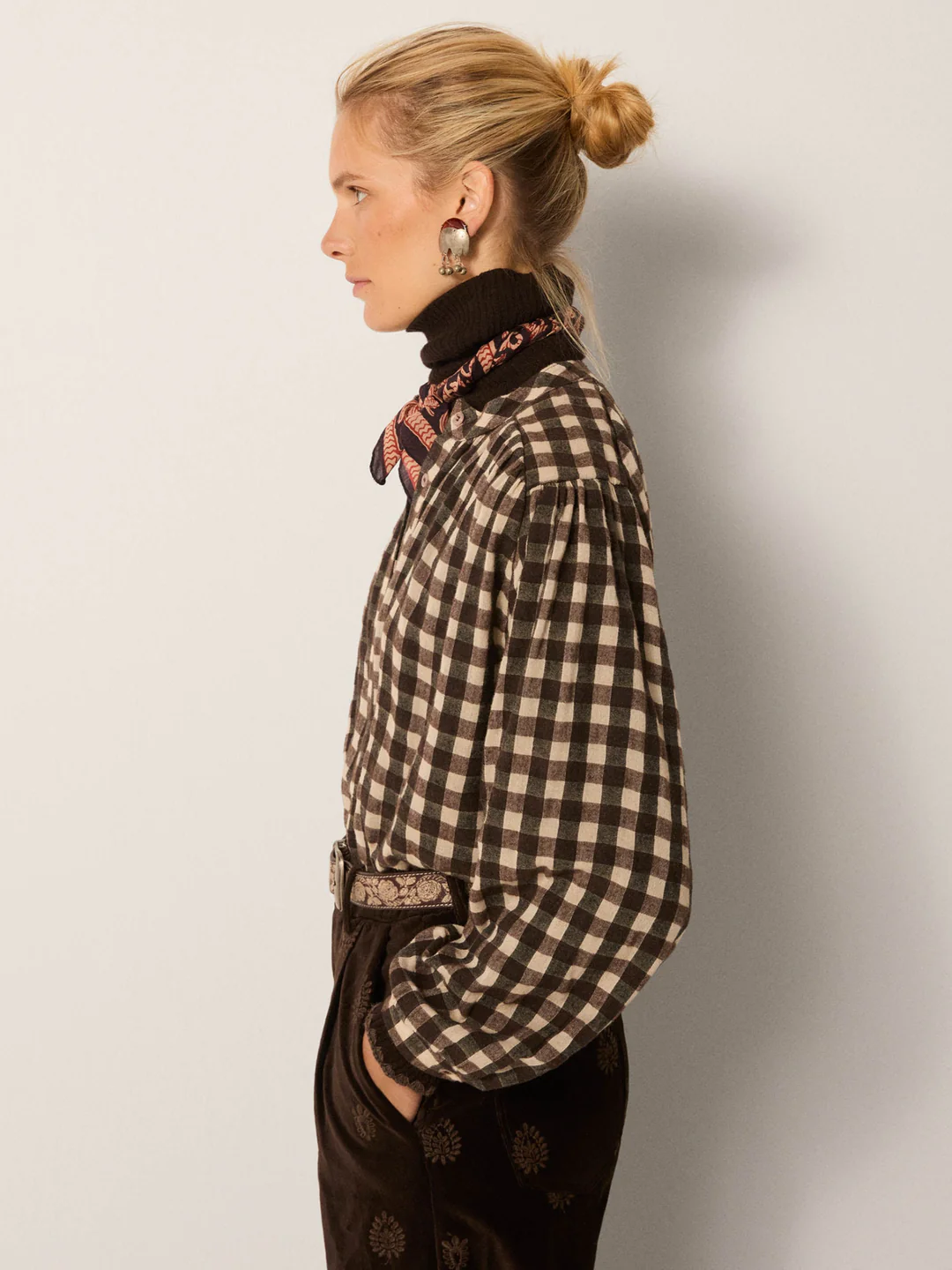 Blusa REBECCA cuadros marrón Maison Hotel.