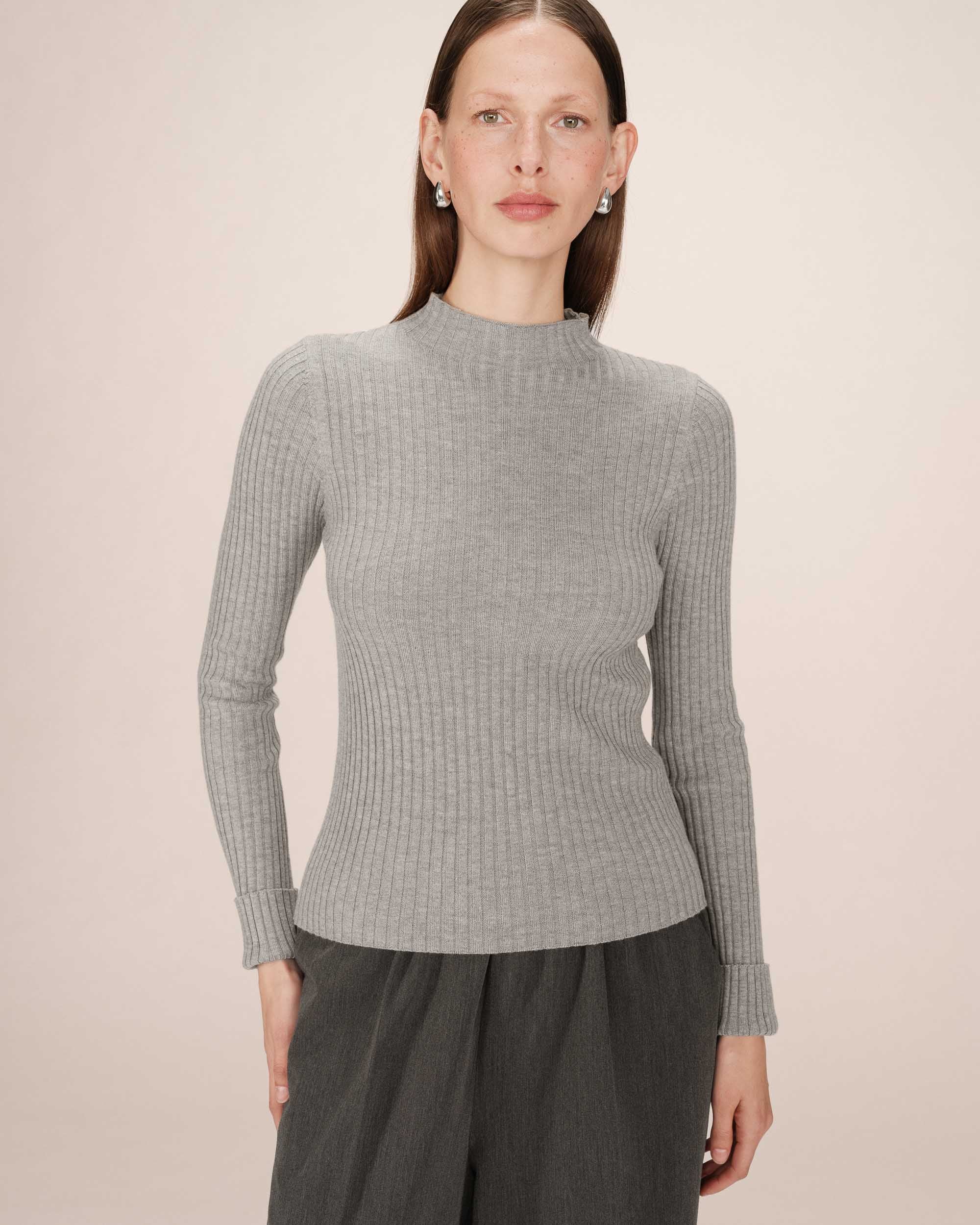 Camiseta STURDAY gris Grace and Mila.