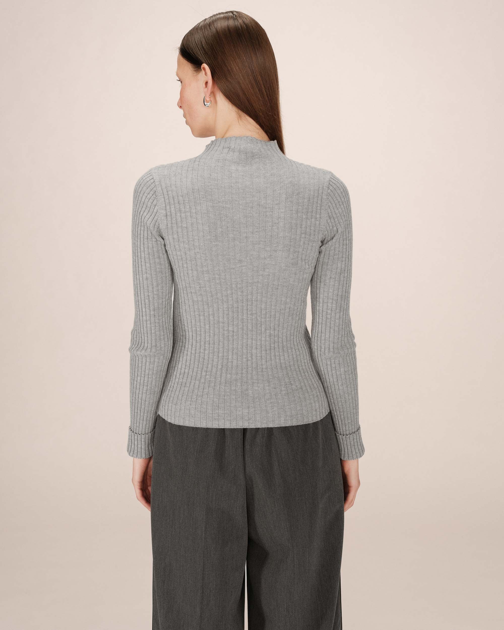 Camiseta STURDAY gris Grace and Mila.