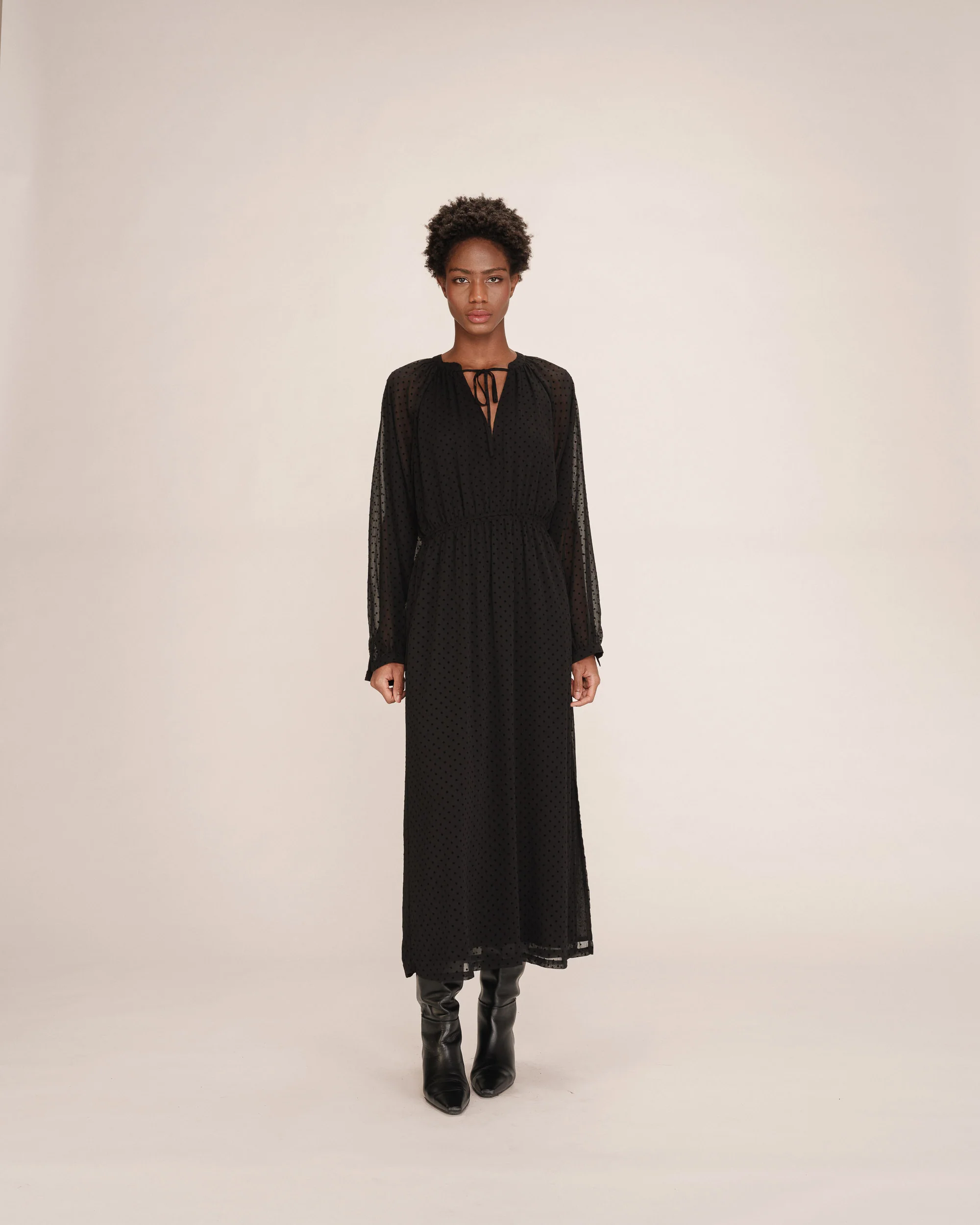 Vestido THESSA negra Grace and Mila.