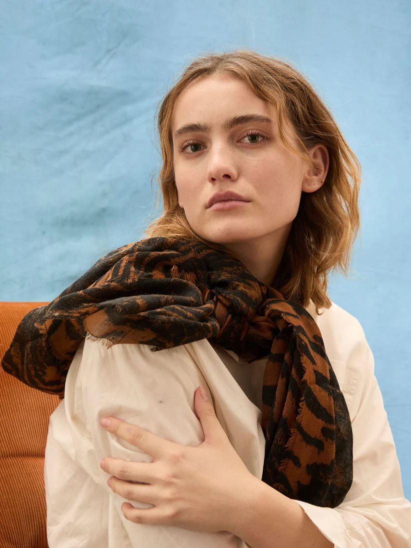 Bufanda TIGAREA WOO Beck Söndergaard.