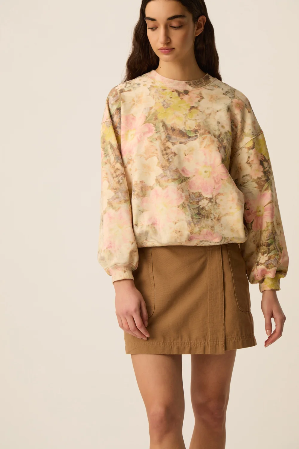 Sudadera JOEME floral Des Petits Hauts.