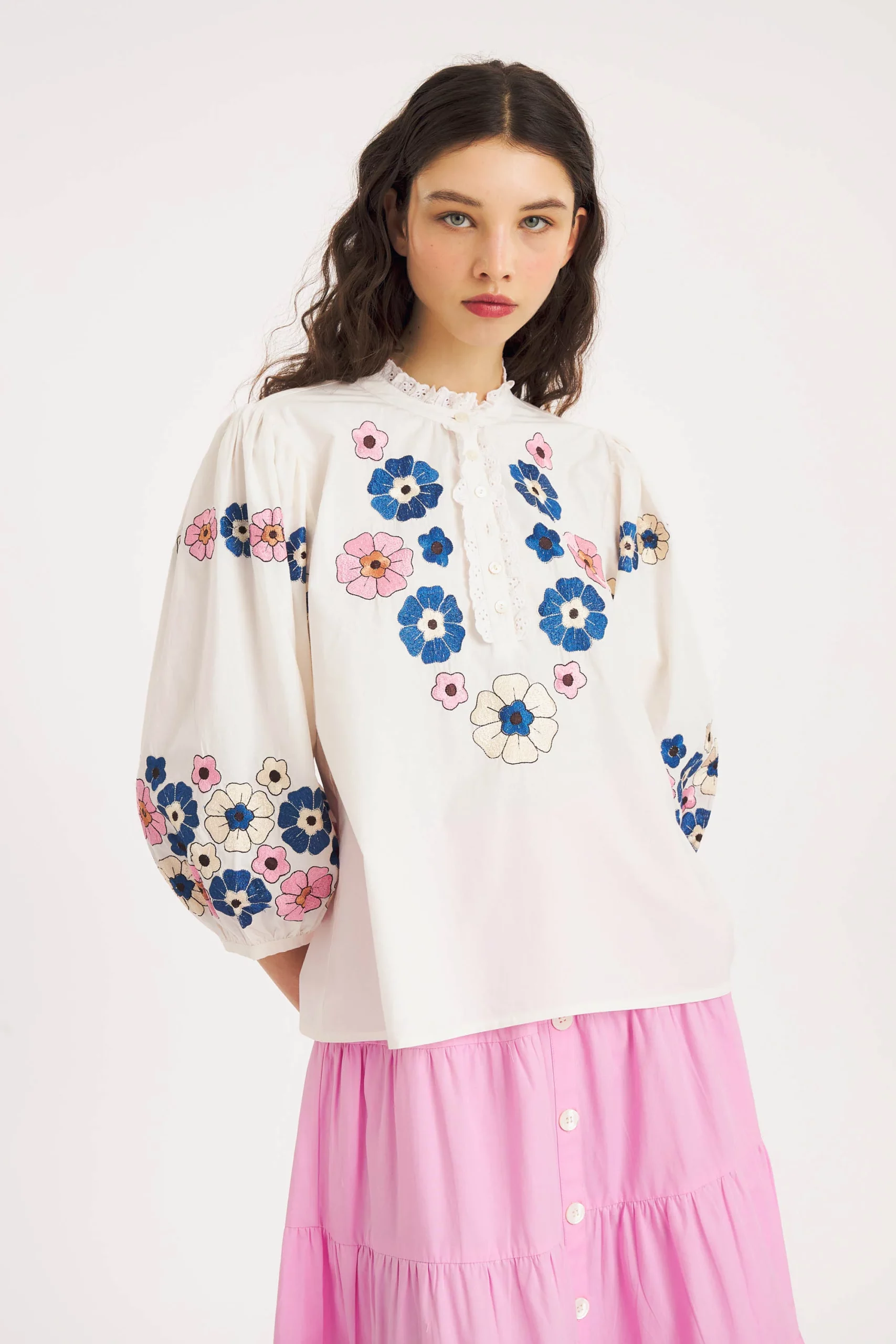 Blusa AMANTINA cruda flores Antik Batik.