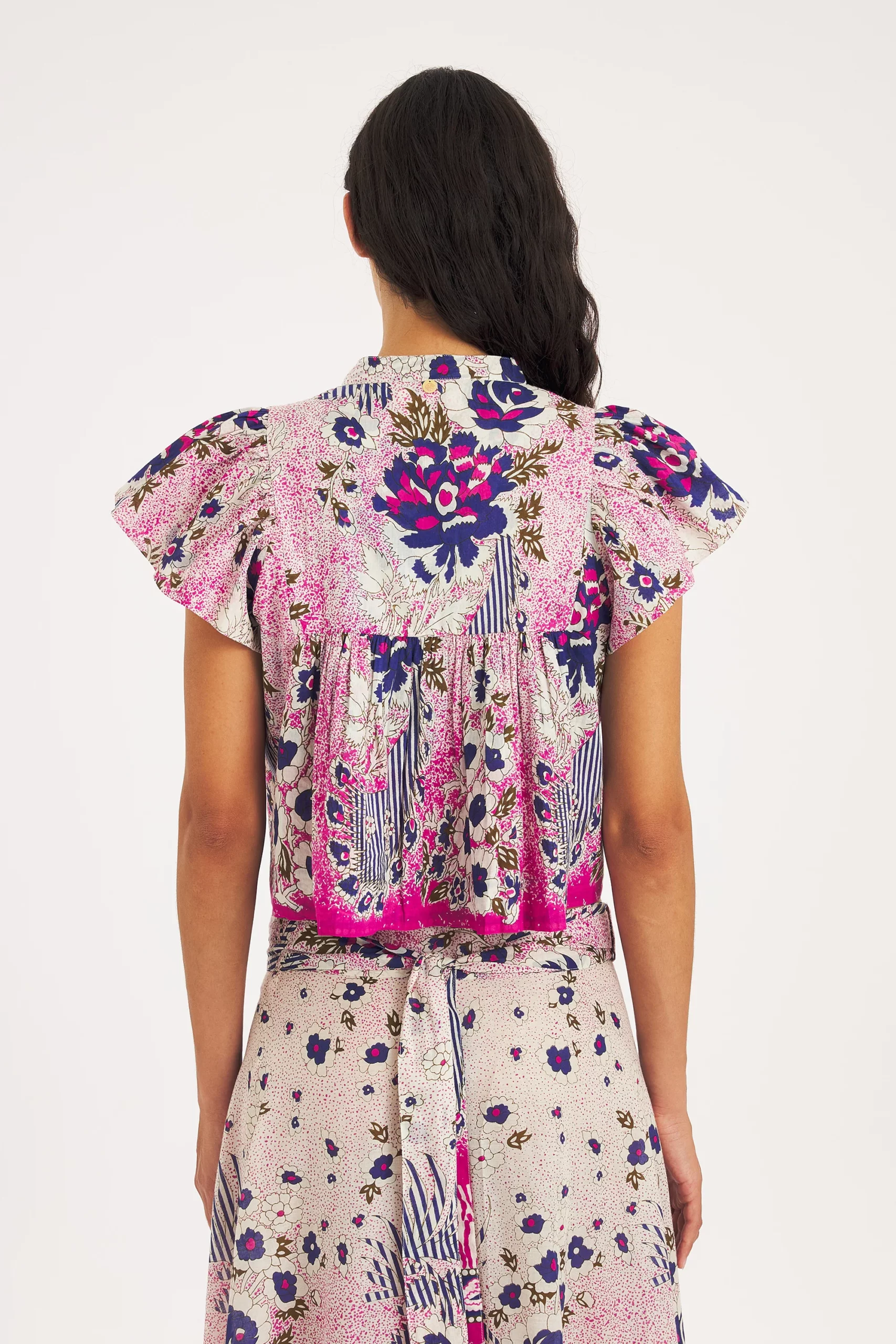 Blusa AMIA estampado rosa Antik Batik.