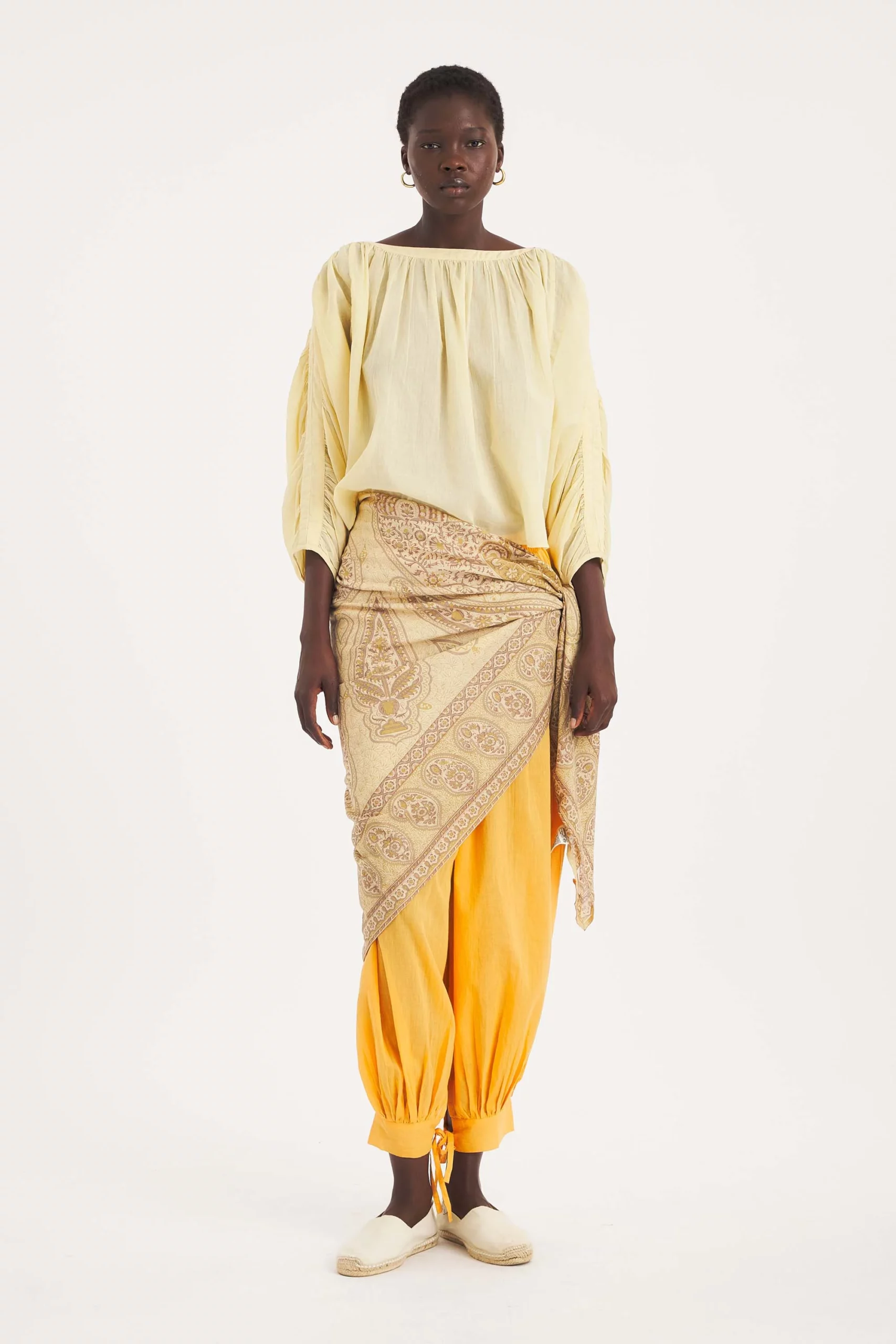 Camisa FRUTI amarillo pastel  Antik Batik.