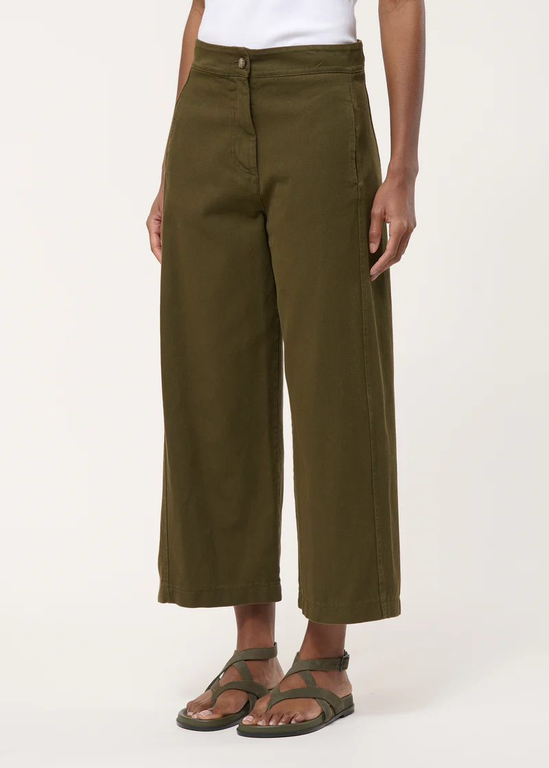 Pantalón LYZEO caqui Humility.