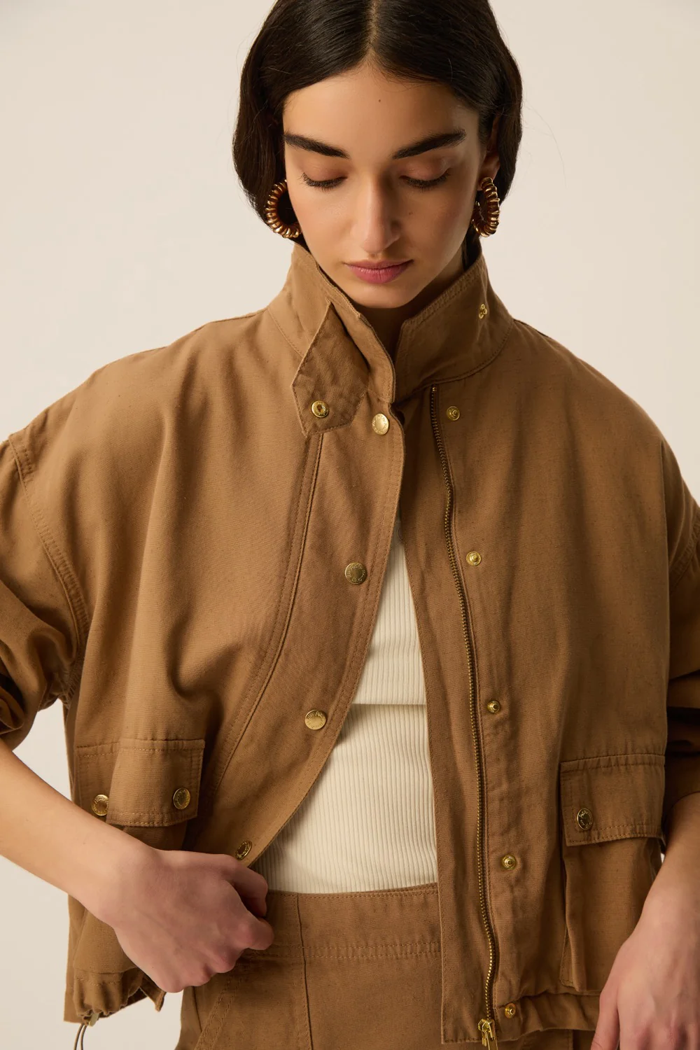 Cazadora oversize LEO camel  Des Petits Hauts.