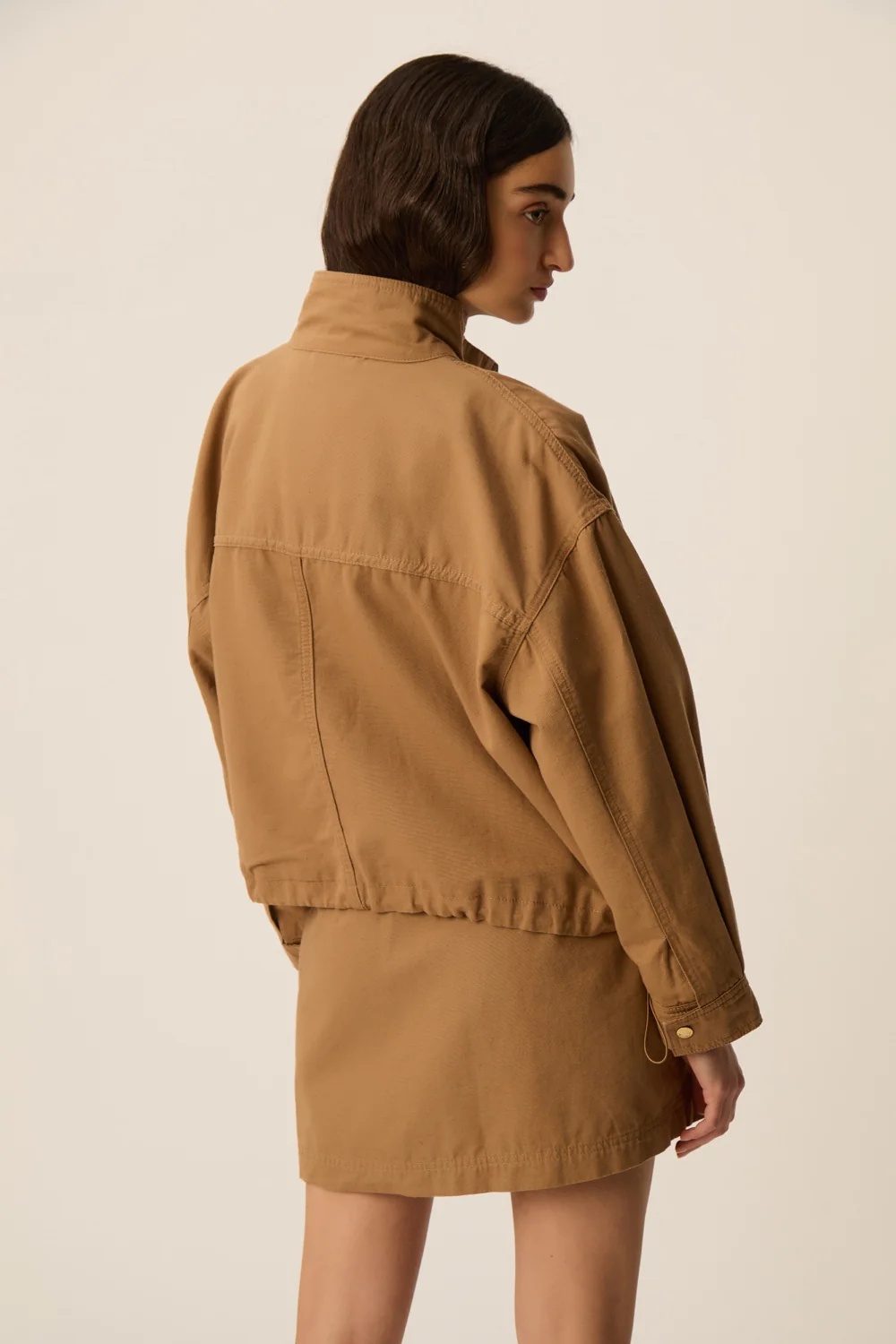 Cazadora oversize LEO camel  Des Petits Hauts.