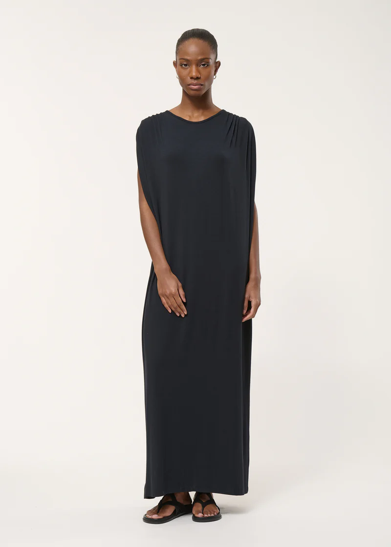 Vestido LIO negro HUMILITY.