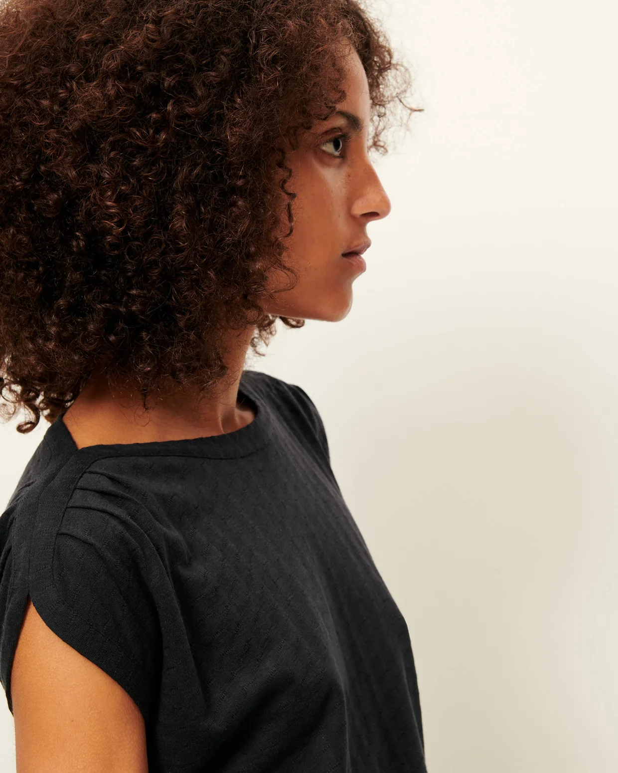 Camiseta SIXTOJACQUARD negro Sessùn.