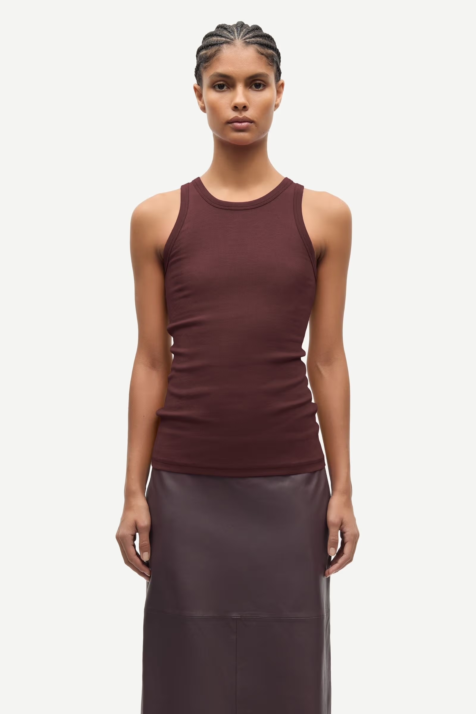 Top ALEXO TANK berenjena Samsoe.