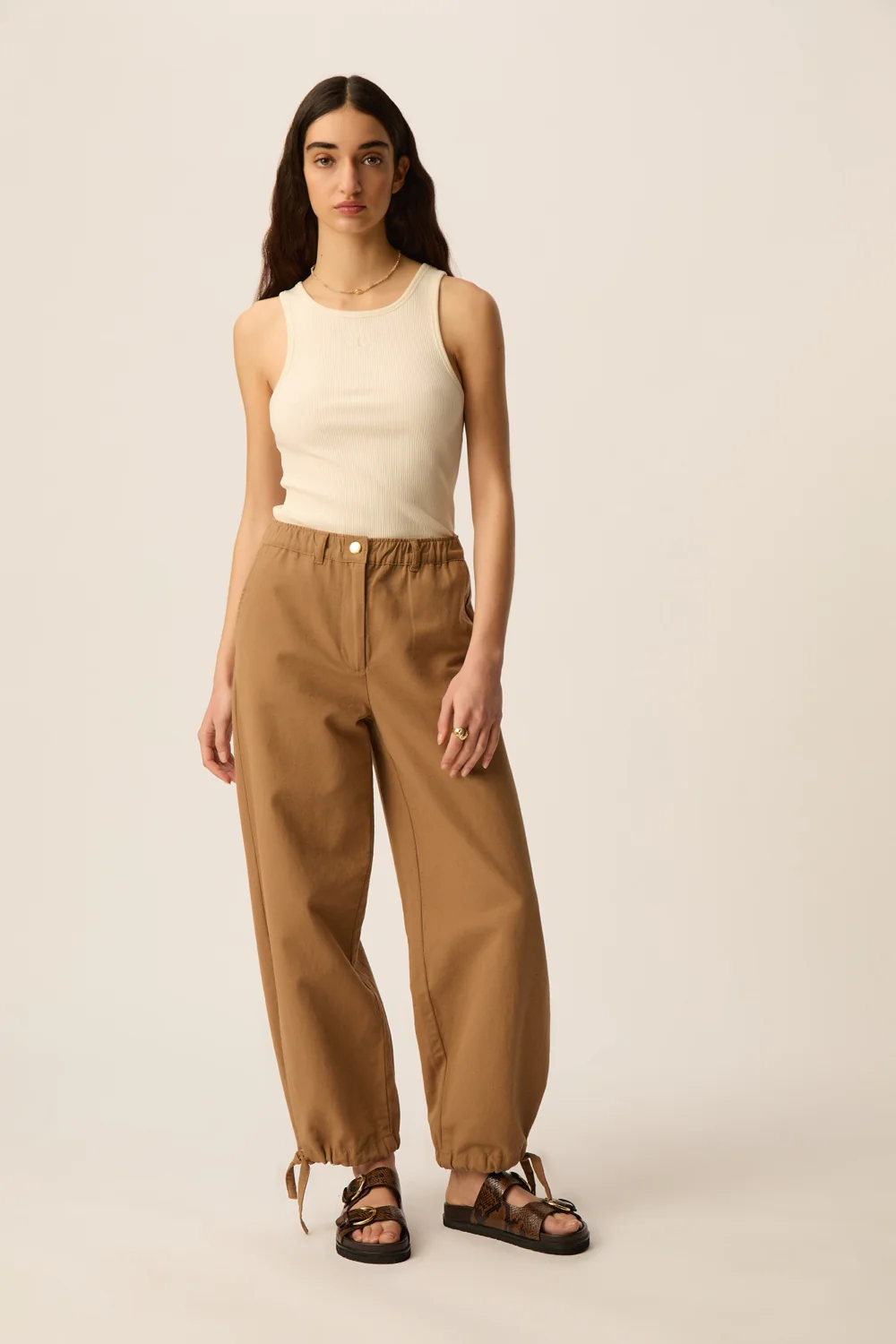 Pantalón YKARIS camel Des Petits Hauts.