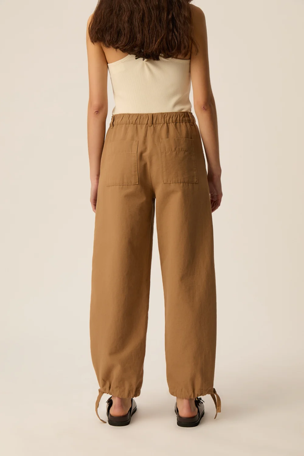 Pantalón YKARIS camel Des Petits Hauts.